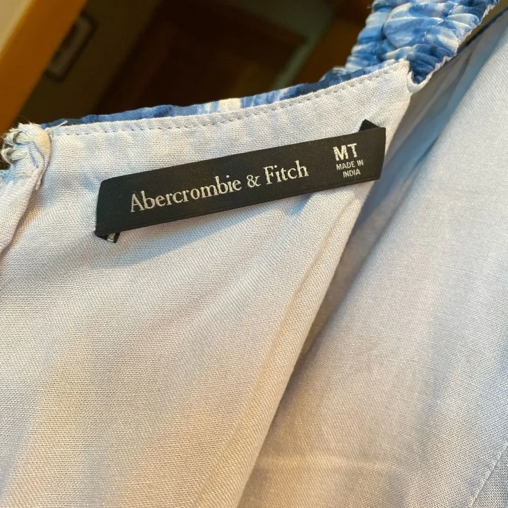 Abercrombie & Fitch Medium Tall Blue and White Floral Maxi Dress Wedding.